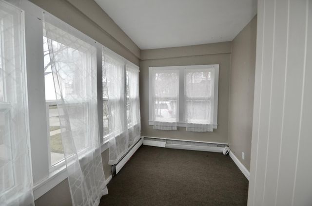 910 7th Street N, Fargo, ND 58102