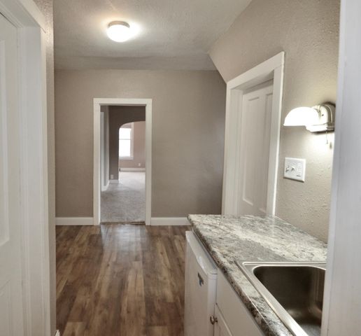 910 7th Street N, Fargo, ND 58102