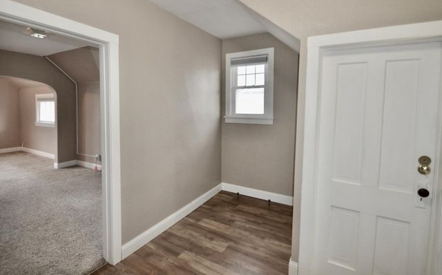 910 7th Street N, Fargo, ND 58102