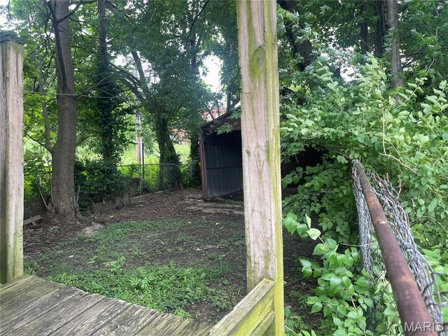 3850 Kennerly Avenue, St Louis, MO 63113