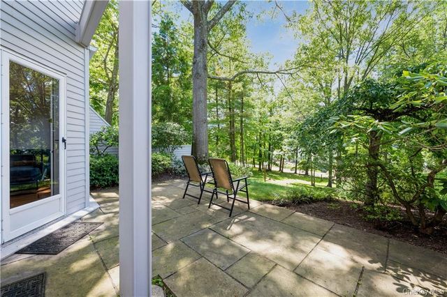 32 Beechwood Way, Briarcliff Manor, NY 10510