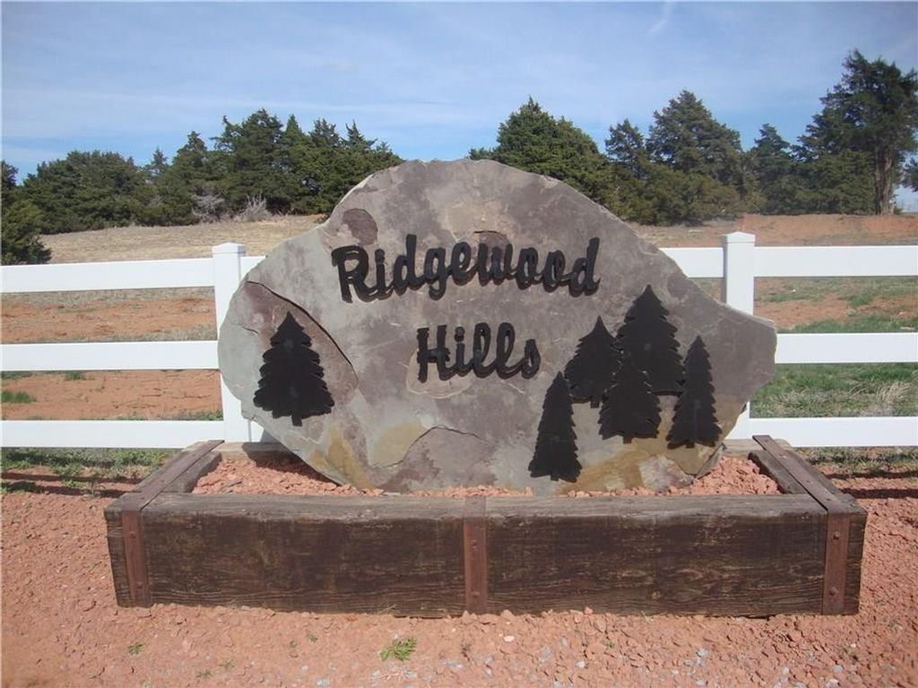 3 Ridgewood Road, Weatherford, OK 73096