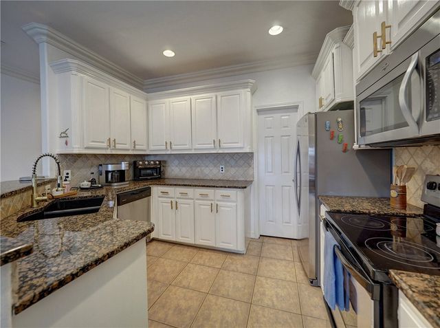 15402 Seamount Cay Ct 102B, Corpus Christi, TX 78418