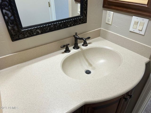 1385 E BETSY Lane, Gilbert, AZ 85296