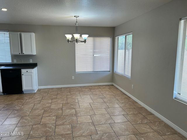1385 E BETSY Lane, Gilbert, AZ 85296