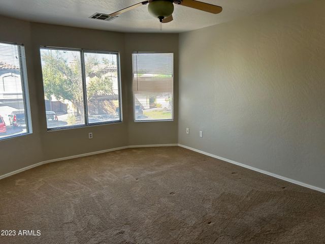 1385 E BETSY Lane, Gilbert, AZ 85296