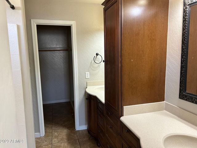1385 E BETSY Lane, Gilbert, AZ 85296