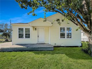 1617 Clare, Corpus Christi, TX 78412