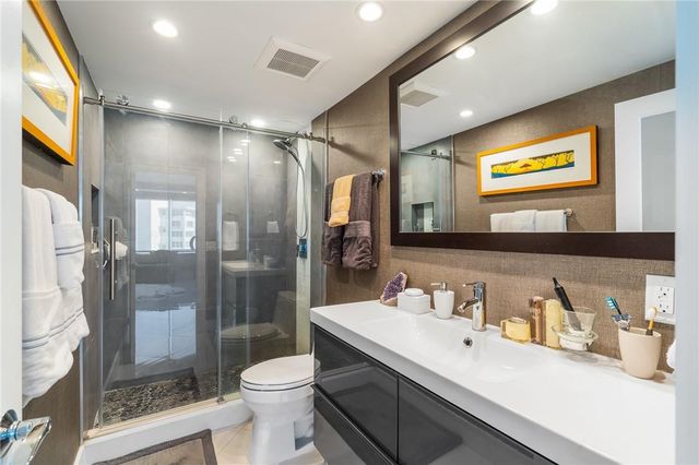 3233 NE 34th Street 1504, Fort Lauderdale, FL 33308