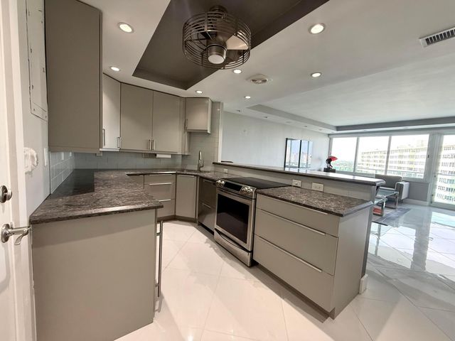 3233 NE 34th Street 1504, Fort Lauderdale, FL 33308