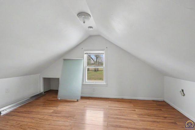 5131 SW Urish RD, Topeka, KS 66610