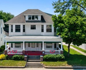 2402 Broadway Boulevard, Fort Wayne, IN 46807