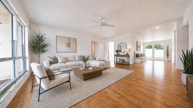 420 SE 4th Court, Pompano Beach, FL 33060