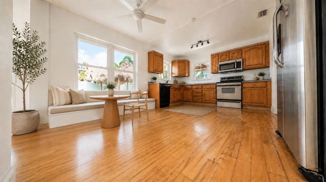 420 SE 4th Court, Pompano Beach, FL 33060