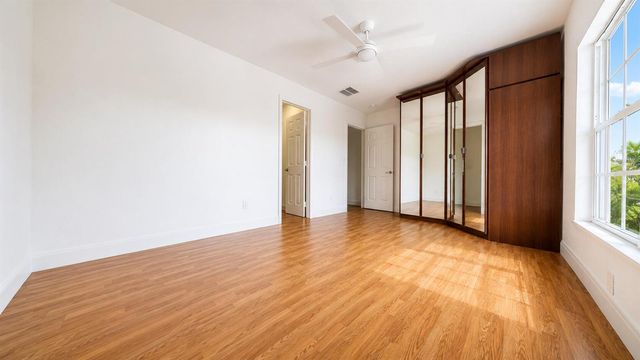 420 SE 4th Court, Pompano Beach, FL 33060