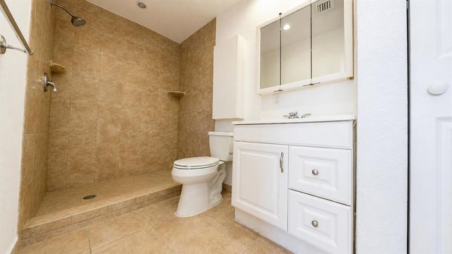 420 SE 4th Court, Pompano Beach, FL 33060