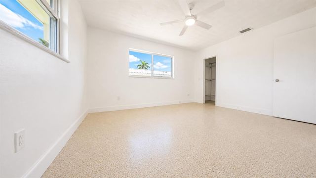 420 SE 4th Court, Pompano Beach, FL 33060