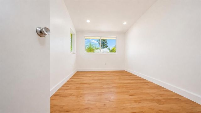 420 SE 4th Court, Pompano Beach, FL 33060