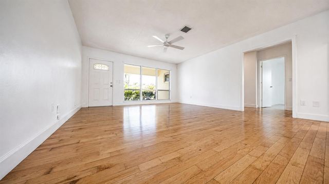420 SE 4th Court, Pompano Beach, FL 33060