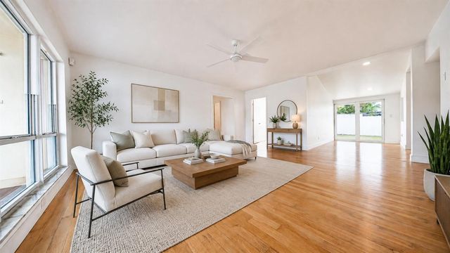 420 SE 4th Court, Pompano Beach, FL 33060