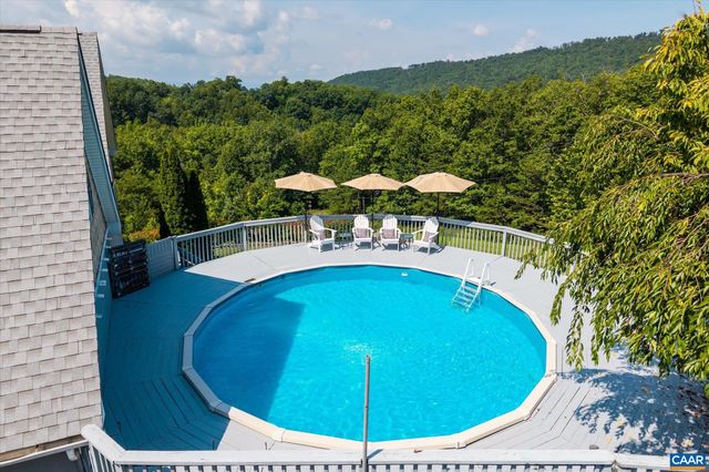 154 RIP RAP RD, Waynesboro, VA 22980