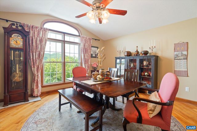 154 RIP RAP RD, Waynesboro, VA 22980