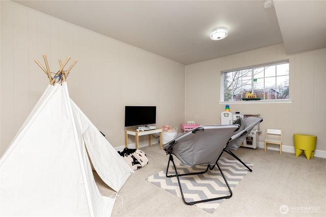 6304 110th Avenue NE, Kirkland, WA 98033