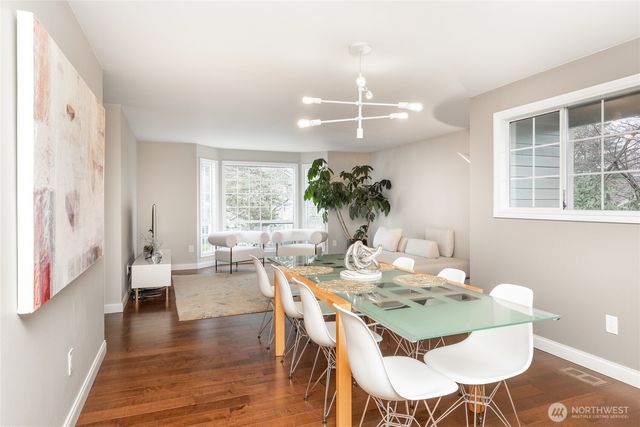 6304 110th Avenue NE, Kirkland, WA 98033