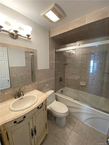 1502 Whispering Hills, Chester, NY 10918
