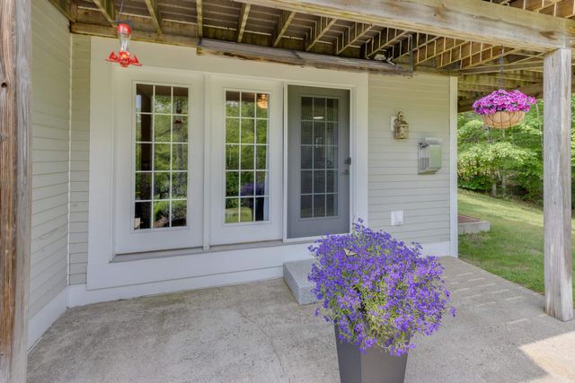 23 Falls Rd Unit 1, Thornton, NH 03285