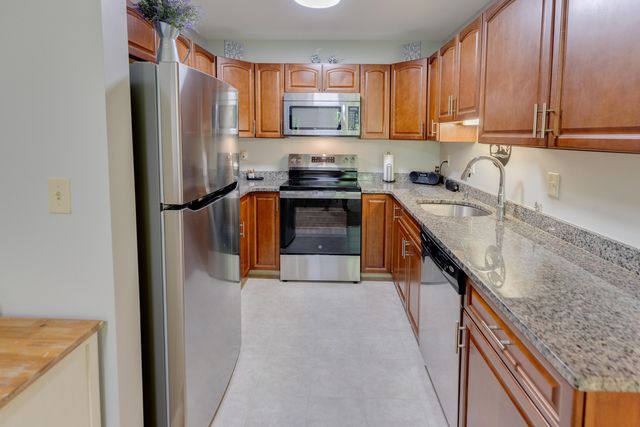 23 Falls Rd Unit 1, Thornton, NH 03285