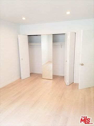 7607 Norton Avenue 4, West Hollywood, CA 90046