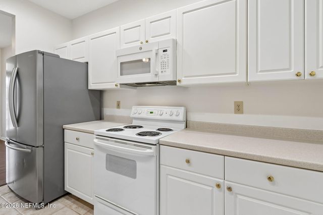10901 BURNT MILL Road 1107, Jacksonville, FL 32256