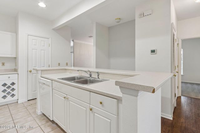 10901 BURNT MILL Road 1107, Jacksonville, FL 32256