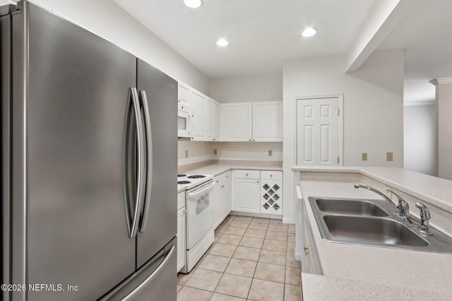 10901 BURNT MILL Road 1107, Jacksonville, FL 32256
