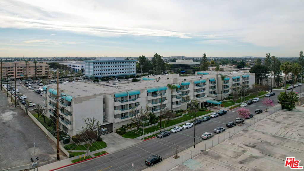 Image 13 of property listing at 11410 Dolan Avenue 341, Downey, CA 90241