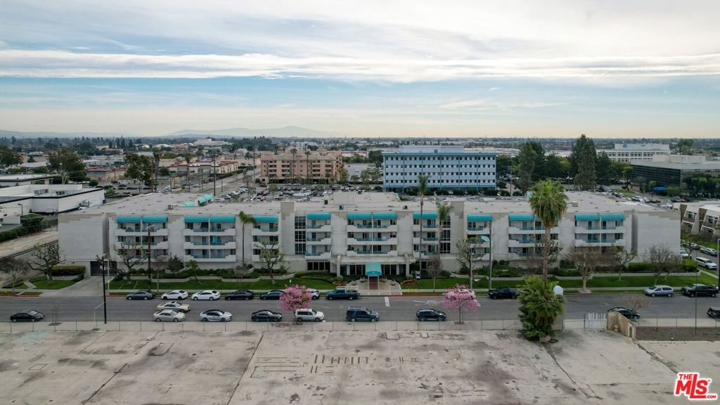 Image 14 of property listing at 11410 Dolan Avenue 341, Downey, CA 90241