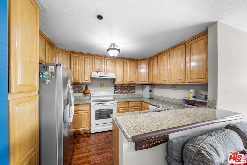 Image 34 of property listing at 11410 Dolan Avenue 341, Downey, CA 90241