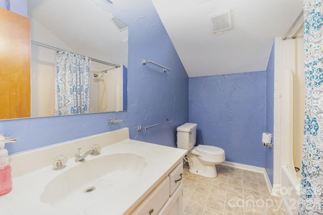 32 Heritage Lane, Shelby, NC 28150