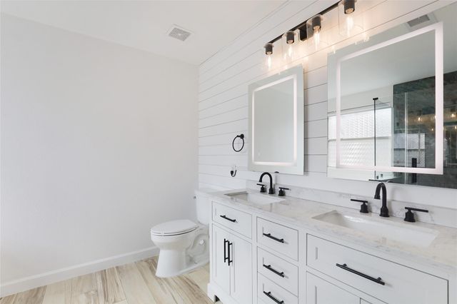 312 Washington Square DR, Leander, TX 78641