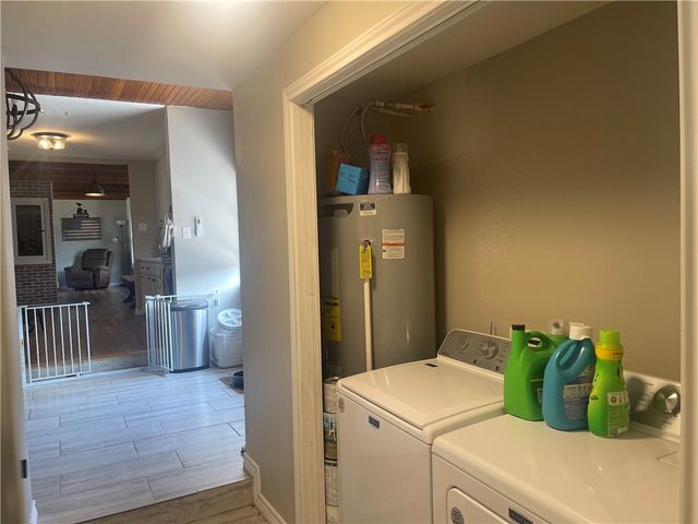 721 S 8th St, Kingsville, TX 78363