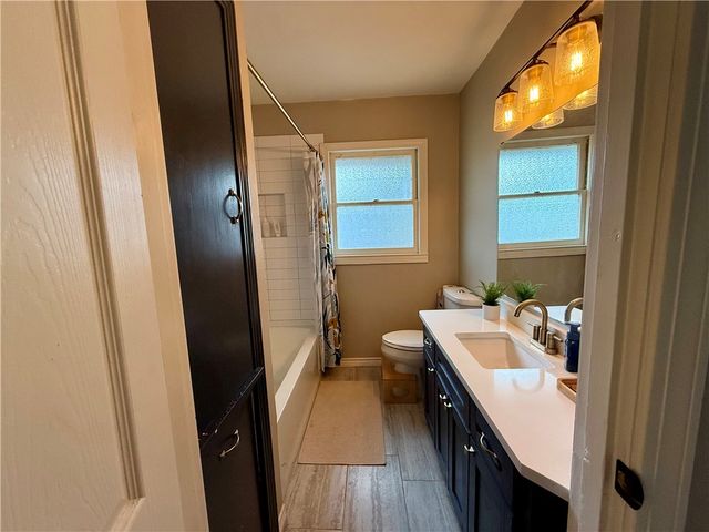 721 S 8th St, Kingsville, TX 78363