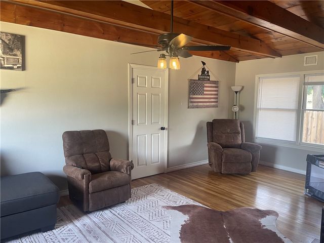 721 S 8th St, Kingsville, TX 78363