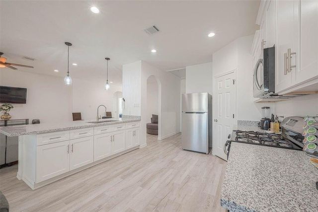 4633 Larkspur Street, Houston, TX 77051