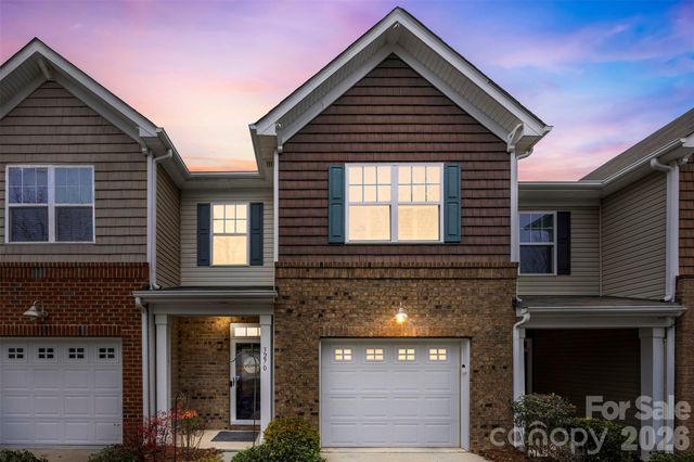 3270 Yarmouth Lane, Gastonia, NC 28056