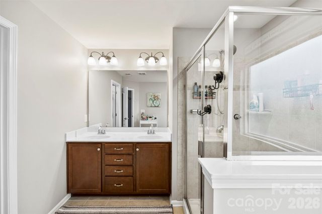 3270 Yarmouth Lane, Gastonia, NC 28056