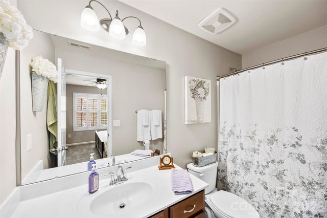 3270 Yarmouth Lane, Gastonia, NC 28056