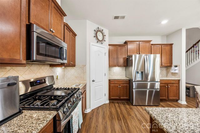 3270 Yarmouth Lane, Gastonia, NC 28056