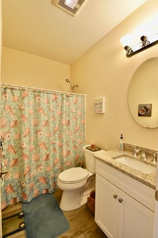 73 Plummer Ave 73, Northbridge, MA 01588