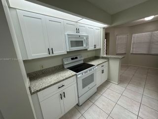 1000 SW 125th Ave 205N, Pembroke Pines, FL 33027